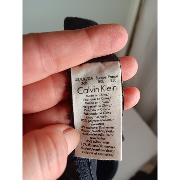 Calvin Klein Smashing Matte + Shine Demi Bra Black Sz 36B Underwire Light Padded - Picture 4 of 5